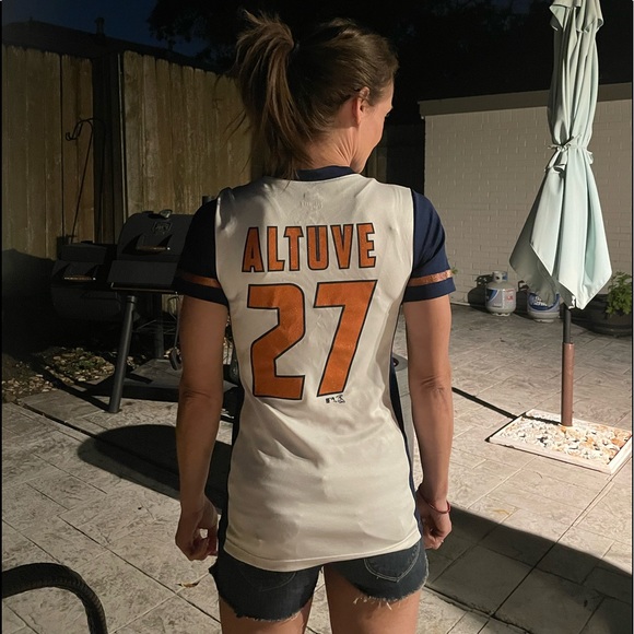 Meet your Posher, Jennifer - Picture 6 of 7